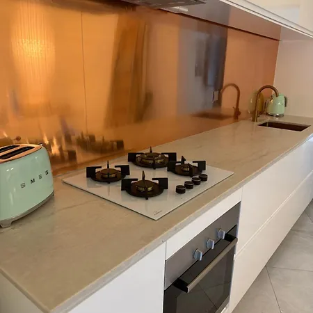 شقة Private Garden & Space 2-bed