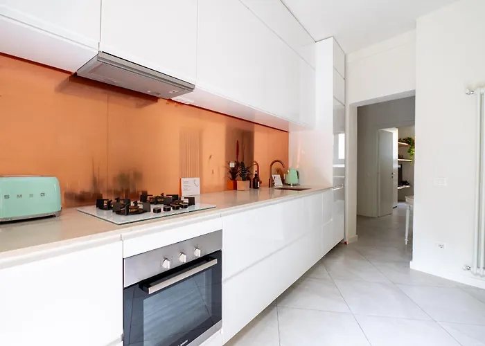 Private Garden & Space 2-bed * Florence