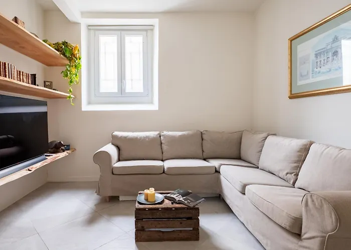 Private Garden & Space 2-bed * Florence
