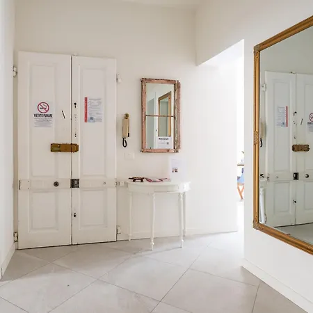 Private Garden & Space 2-bed Διαμέρισμα *