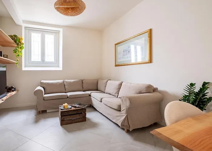 Private Garden & Space 2-bed