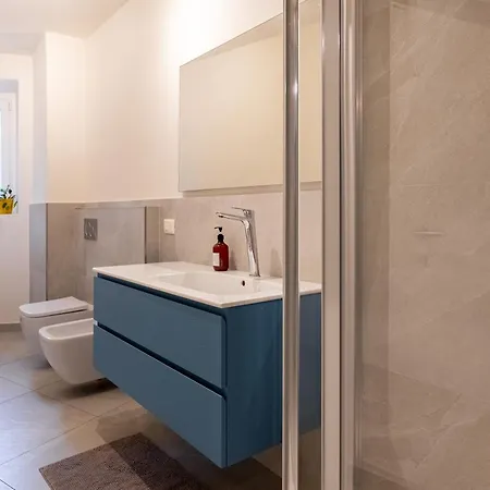 Private Garden & Space 2-bed * Florenz