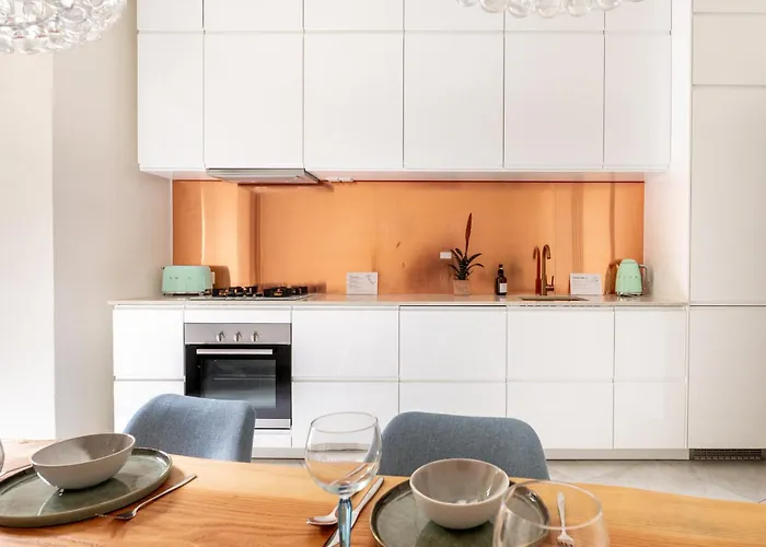 Private Garden & Space 2-bed * Floransa