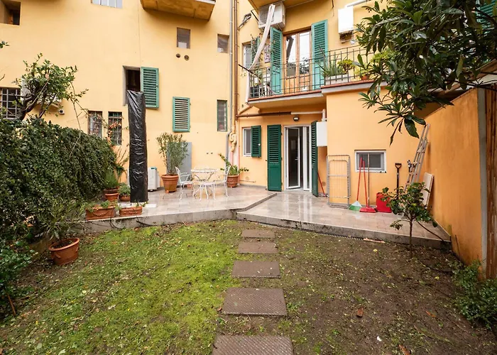 Daire Private Garden & Space 2-bed